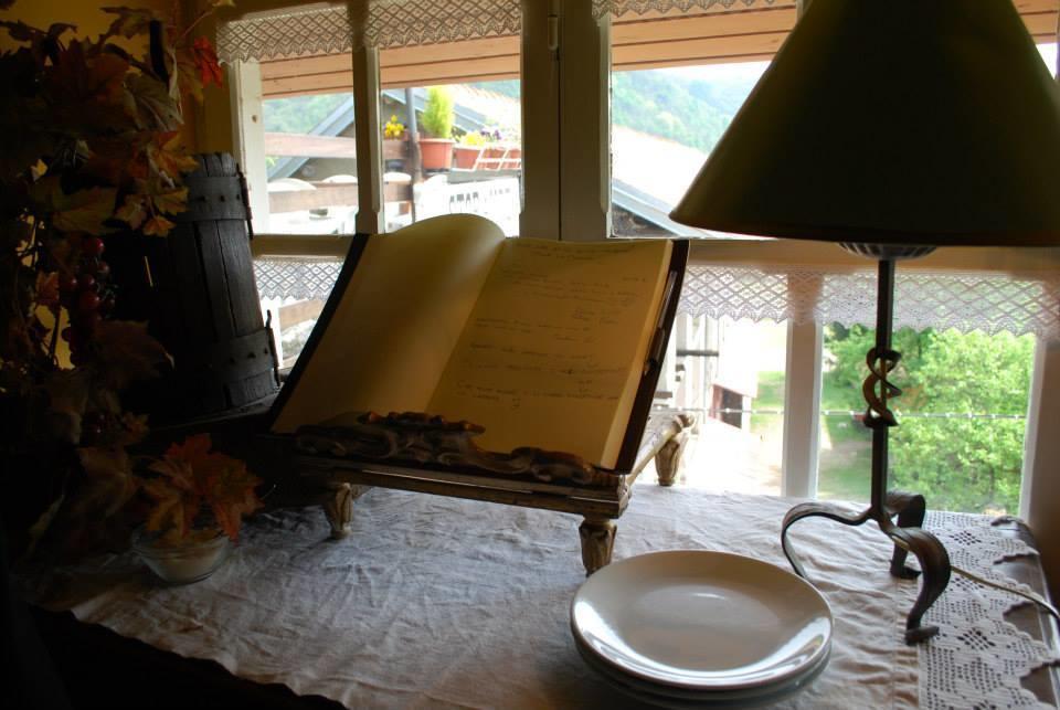Fattoria Del Pino Orta San Giulio Bagian luar foto